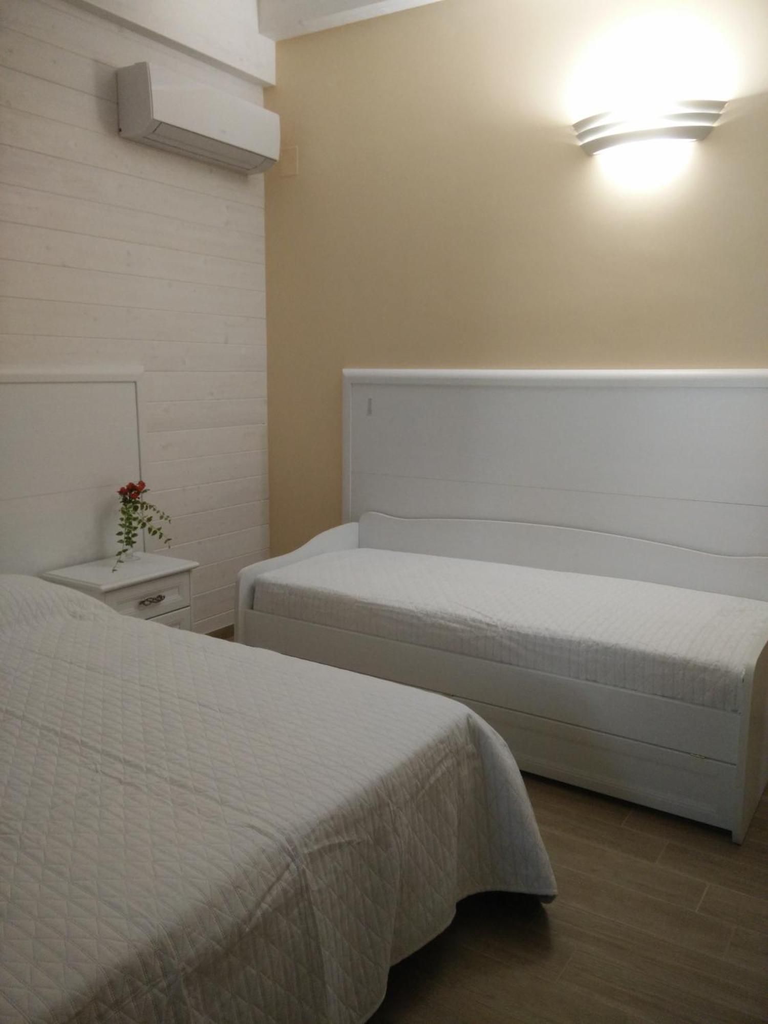 Le Camelie Bed & Breakfast Marina di Ginosa Room photo