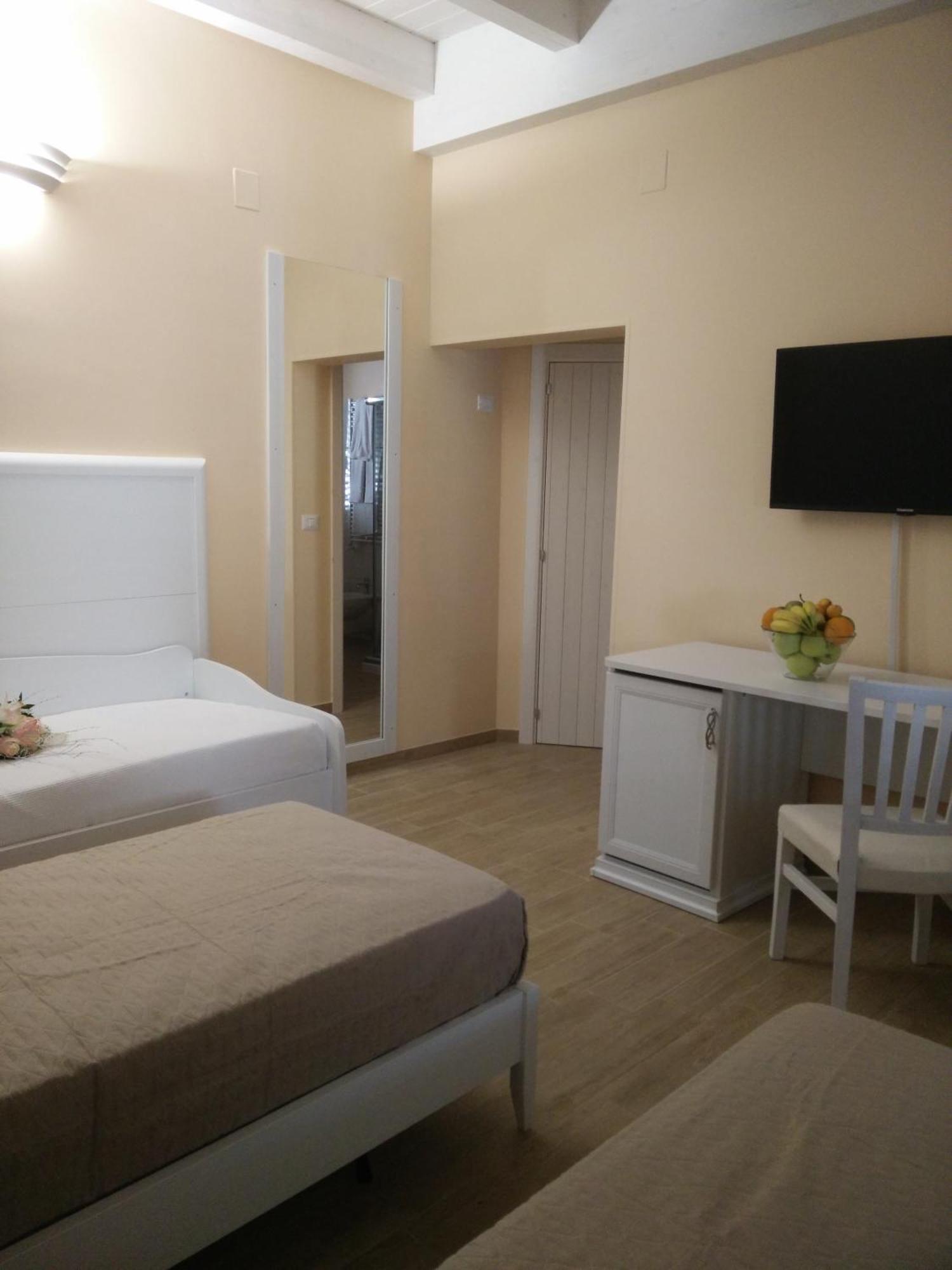 Le Camelie Bed & Breakfast Marina di Ginosa Room photo