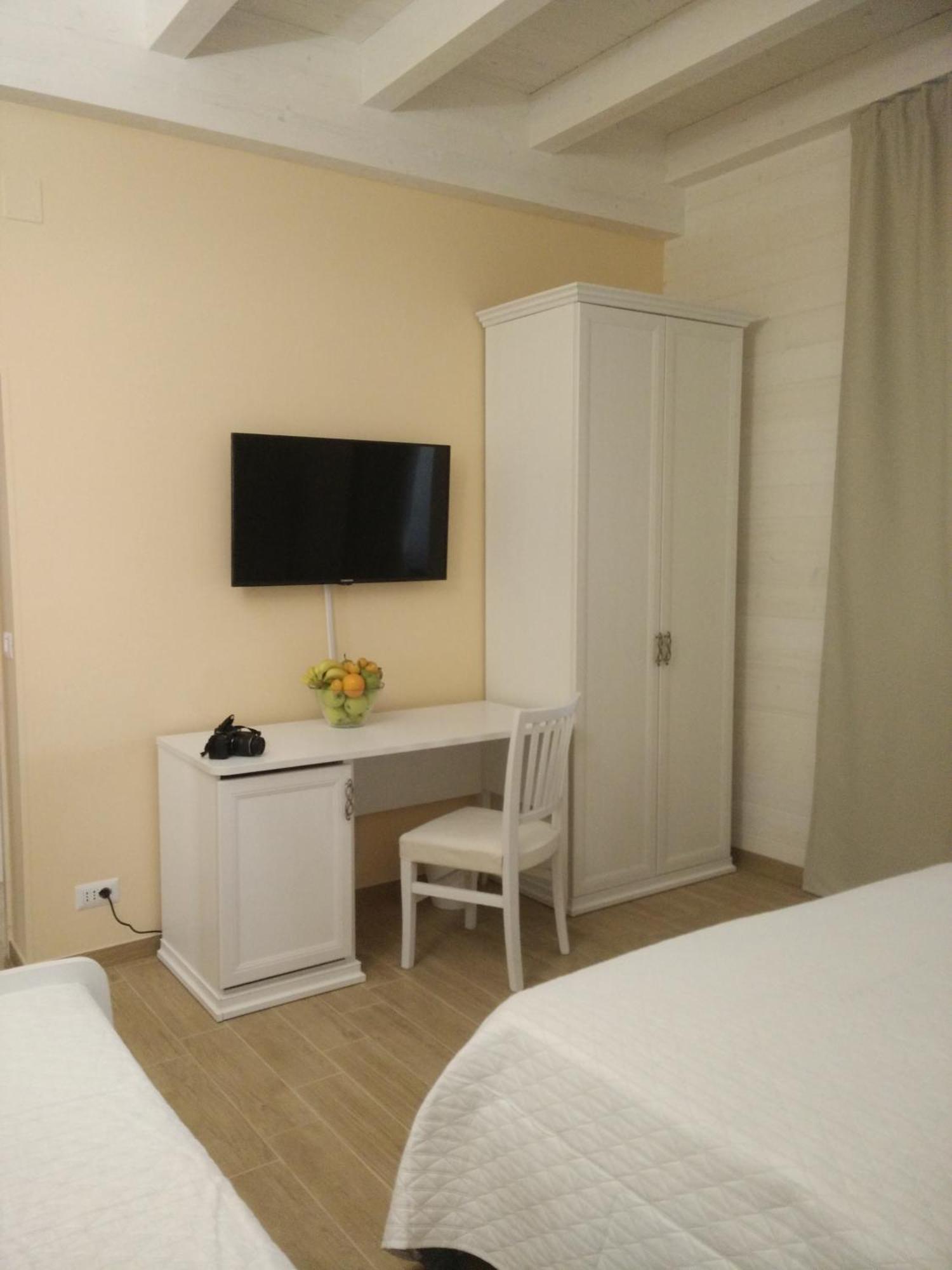 Le Camelie Bed & Breakfast Marina di Ginosa Room photo