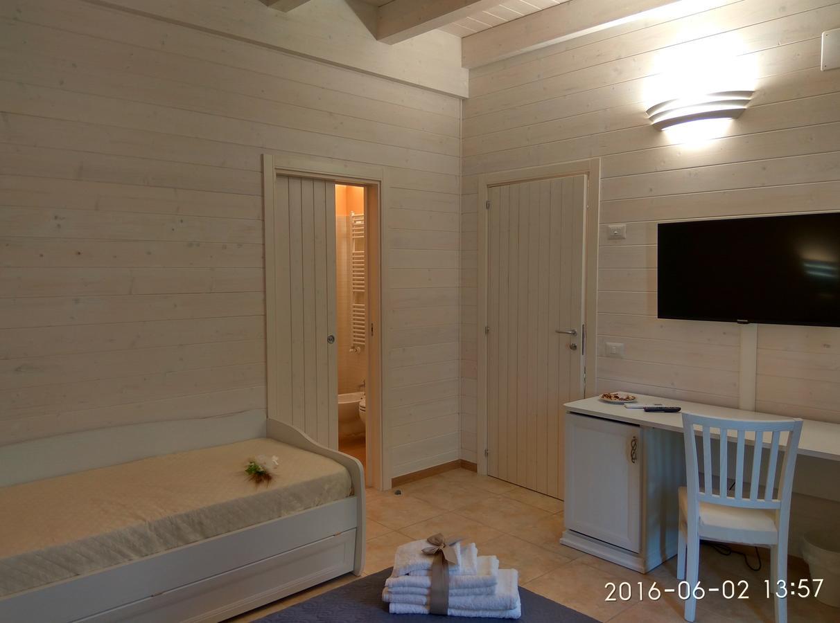 Le Camelie Bed & Breakfast Marina di Ginosa Room photo