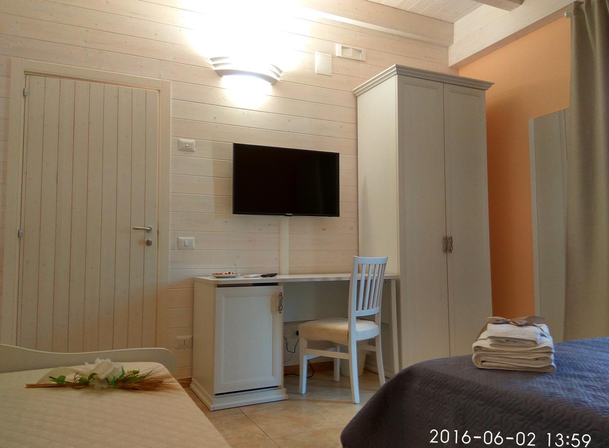 Le Camelie Bed & Breakfast Marina di Ginosa Exterior photo