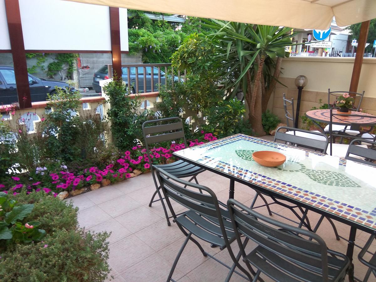 Le Camelie Bed & Breakfast Marina di Ginosa Exterior photo