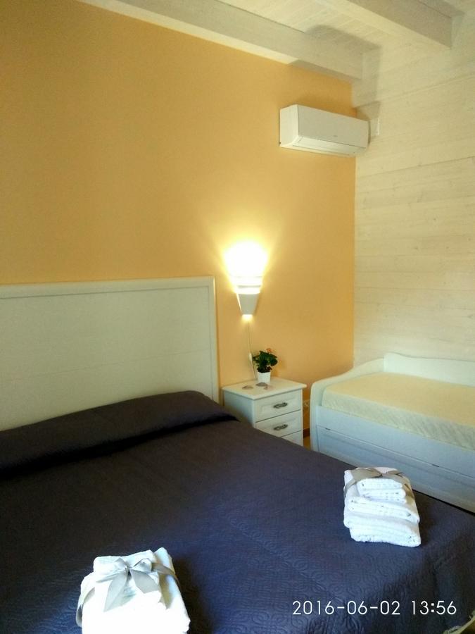 Le Camelie Bed & Breakfast Marina di Ginosa Exterior photo